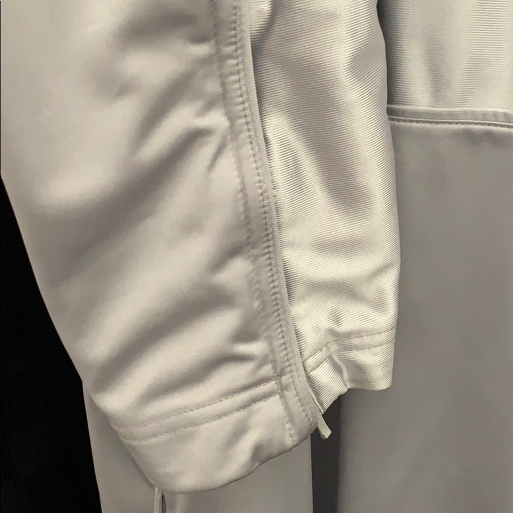 Nike men’s jacket zip up- color silver- size XL - Picture 4 of 7